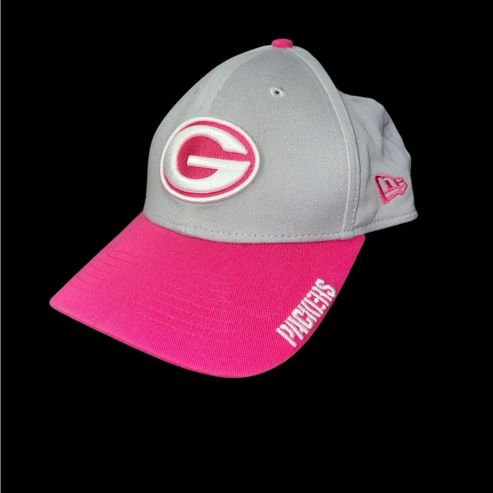 New Era Green Bay Packers 9FORTY Adjustable Cap in Pink and Gray 100% Cotton EUC